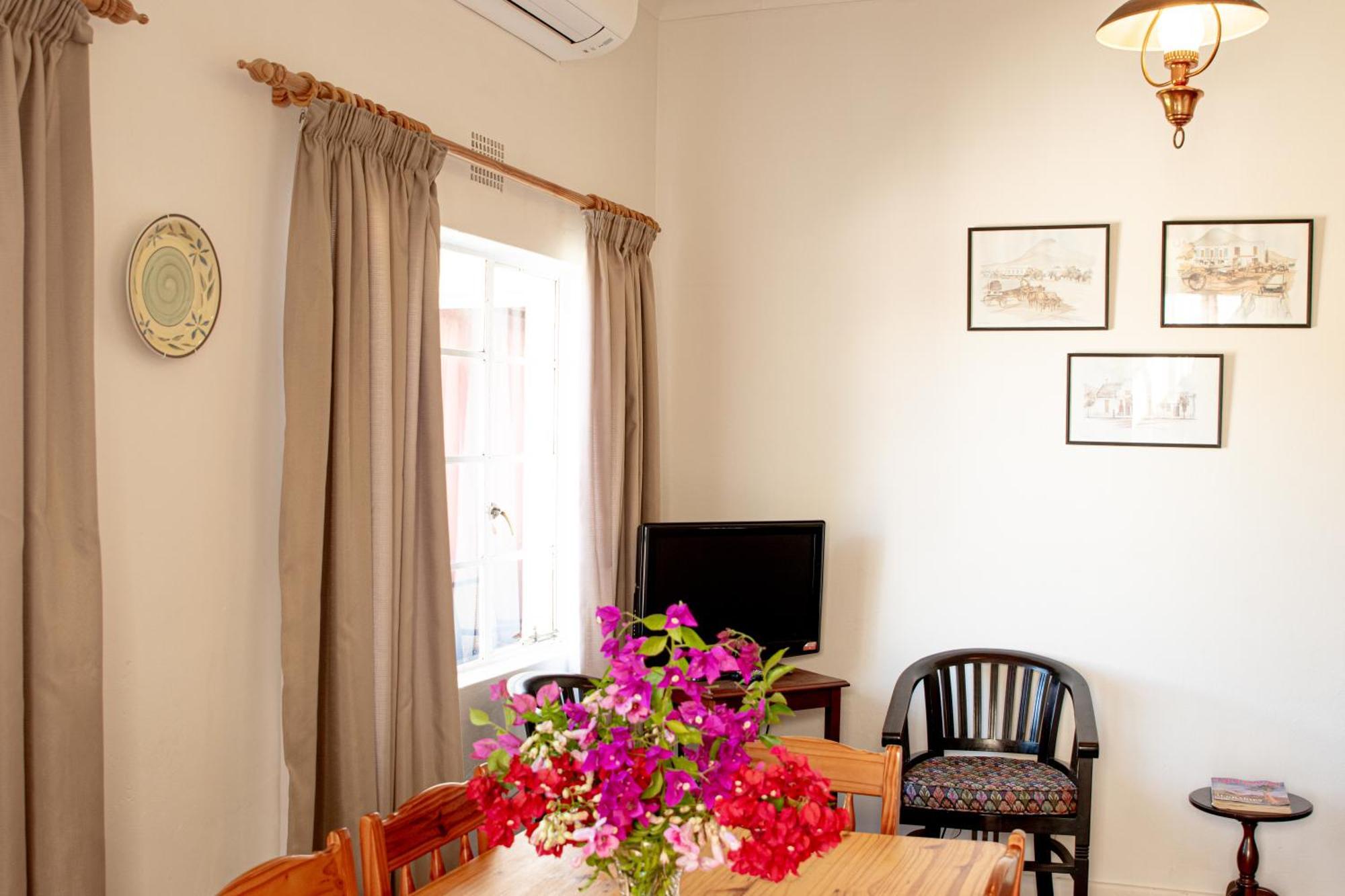 Graaff-Reinet 4 Rothman Street B&B المظهر الخارجي الصورة