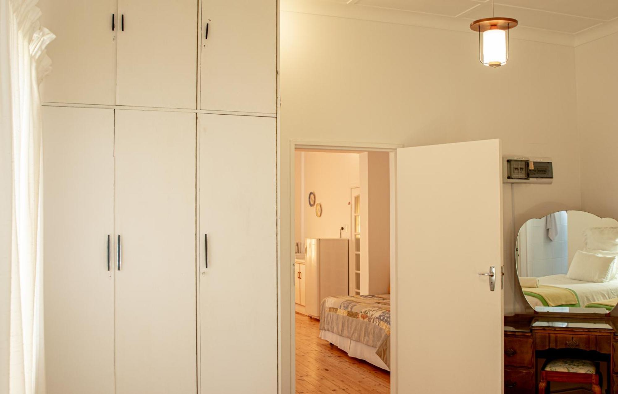 Graaff-Reinet 4 Rothman Street B&B المظهر الخارجي الصورة